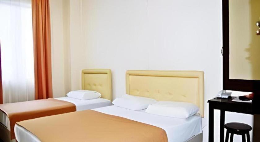 Rafayeh Hotel *